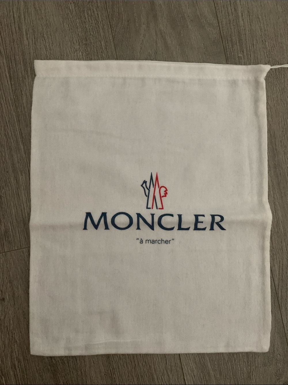 New Authentic Moncler White Drawstring Logo Pouch with Navy and Red Accents